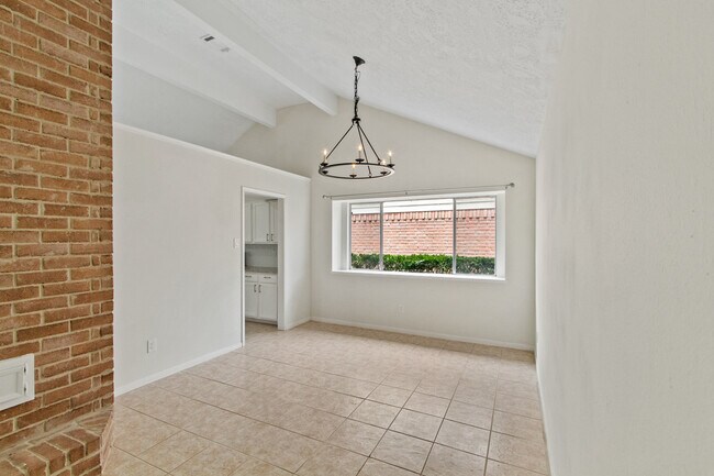 Building Photo - 7019 Yardley Dr