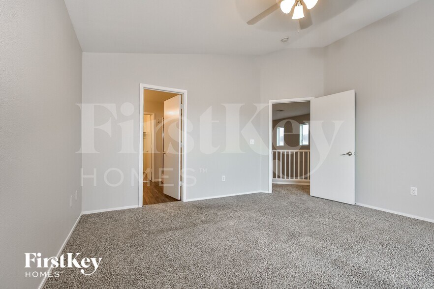 Building Photo - 3632 Starlight Evening St