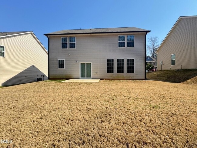 Building Photo - 247 Dando St