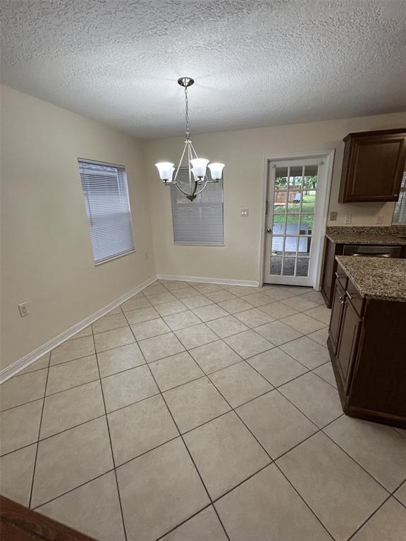 Building Photo - 2899 E Crooked Lake Dr