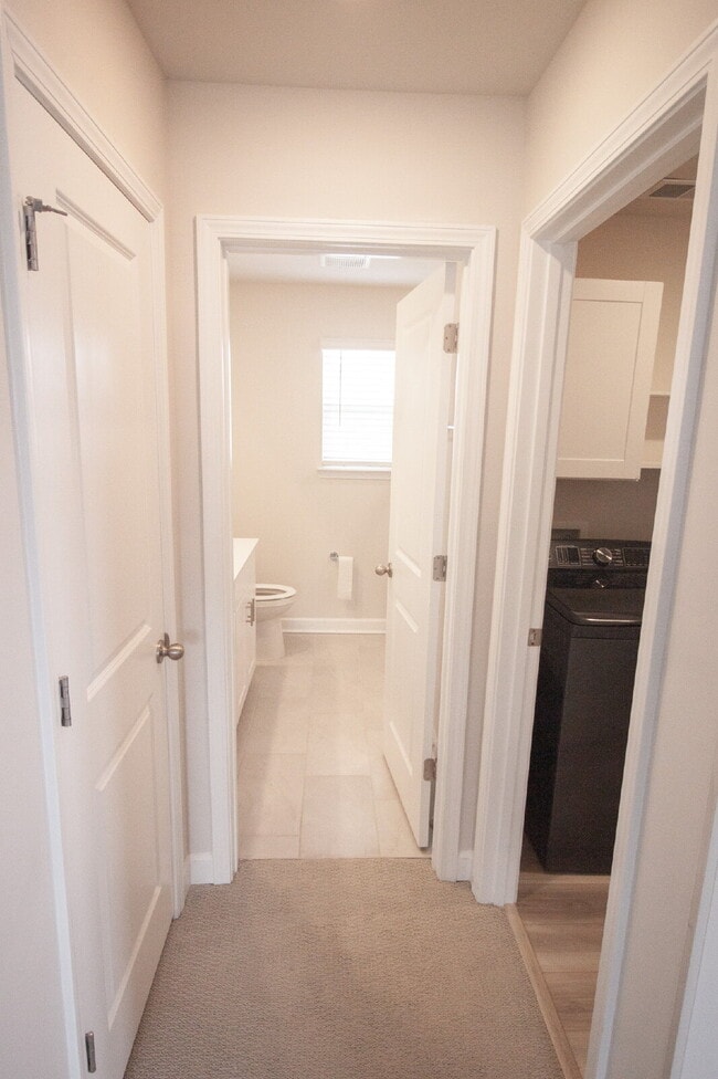 Building Photo - Fully Fenced 5bd SFH in Carolina Forest