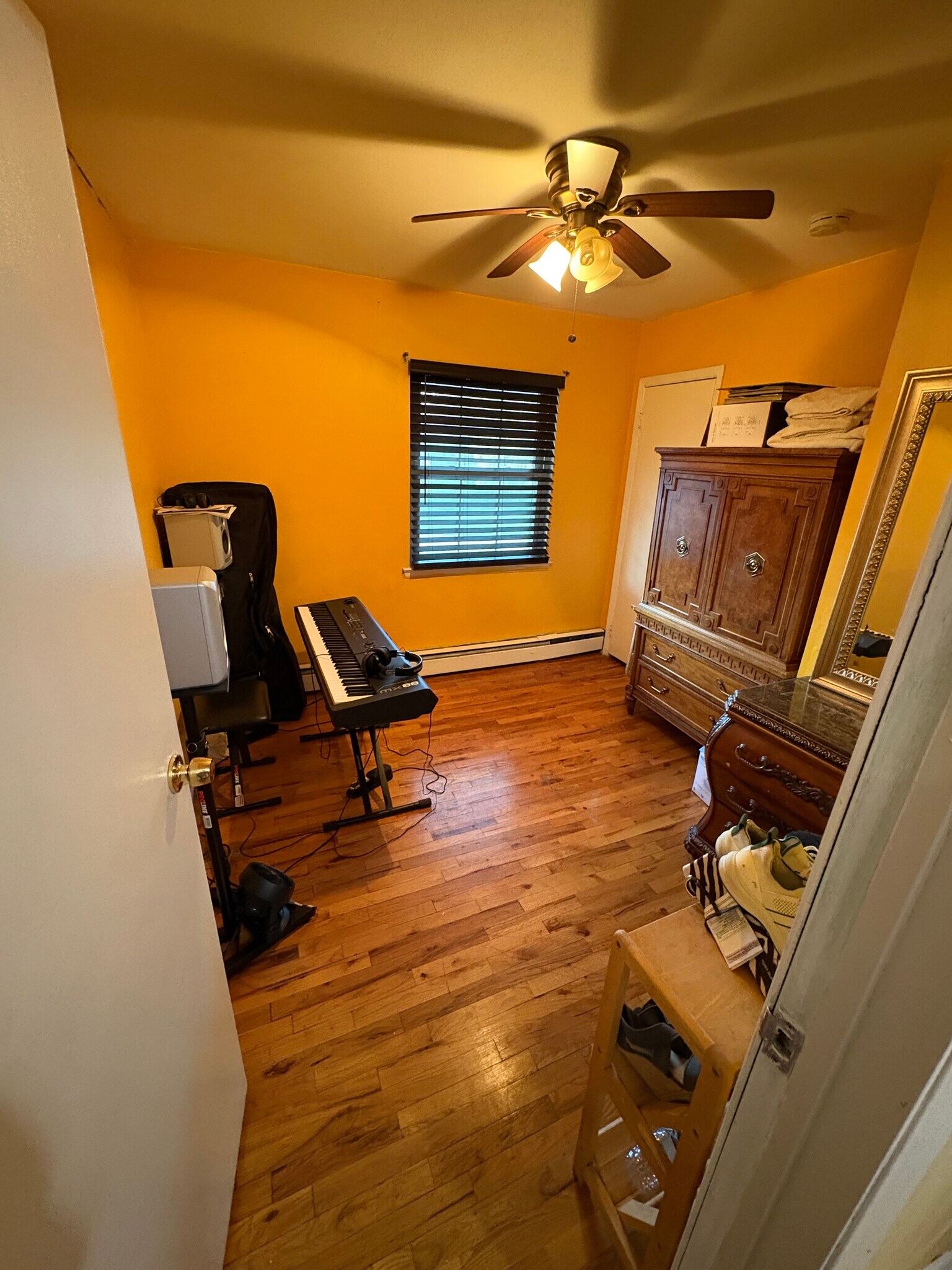 Building Photo - 30 Dumond Pl