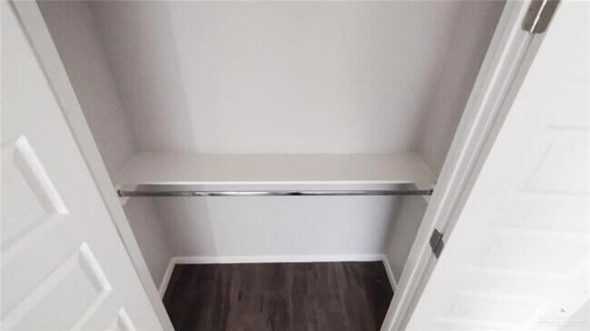 Building Photo - 12 Cathedral Hl