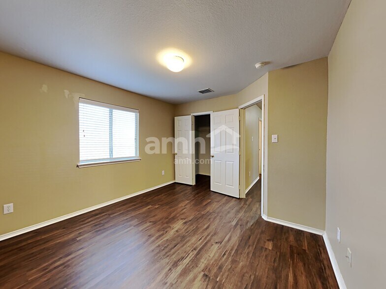 Building Photo - 2909 Kimbrough Ln