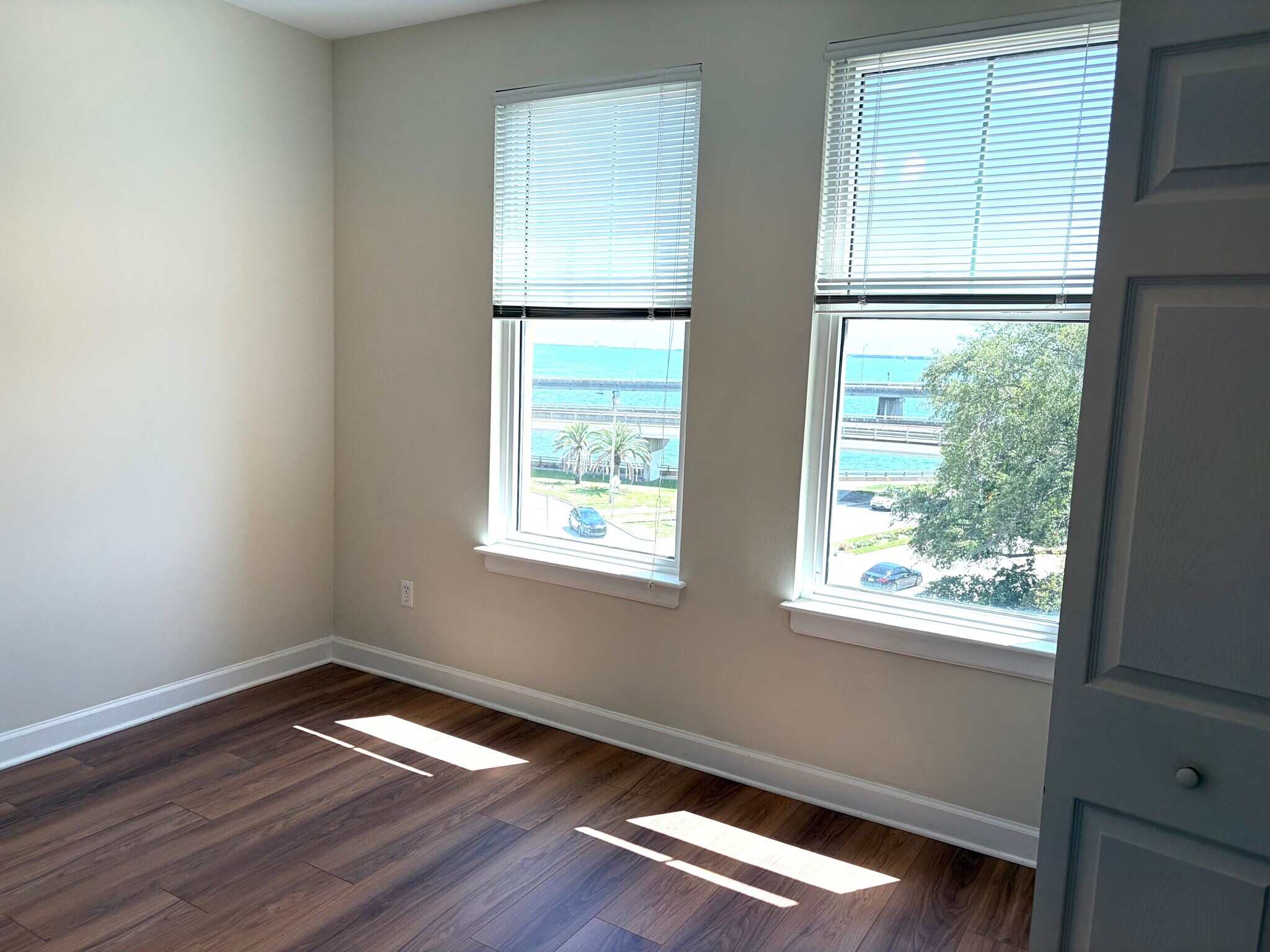 Building Photo - 345 Bayshore Blvd