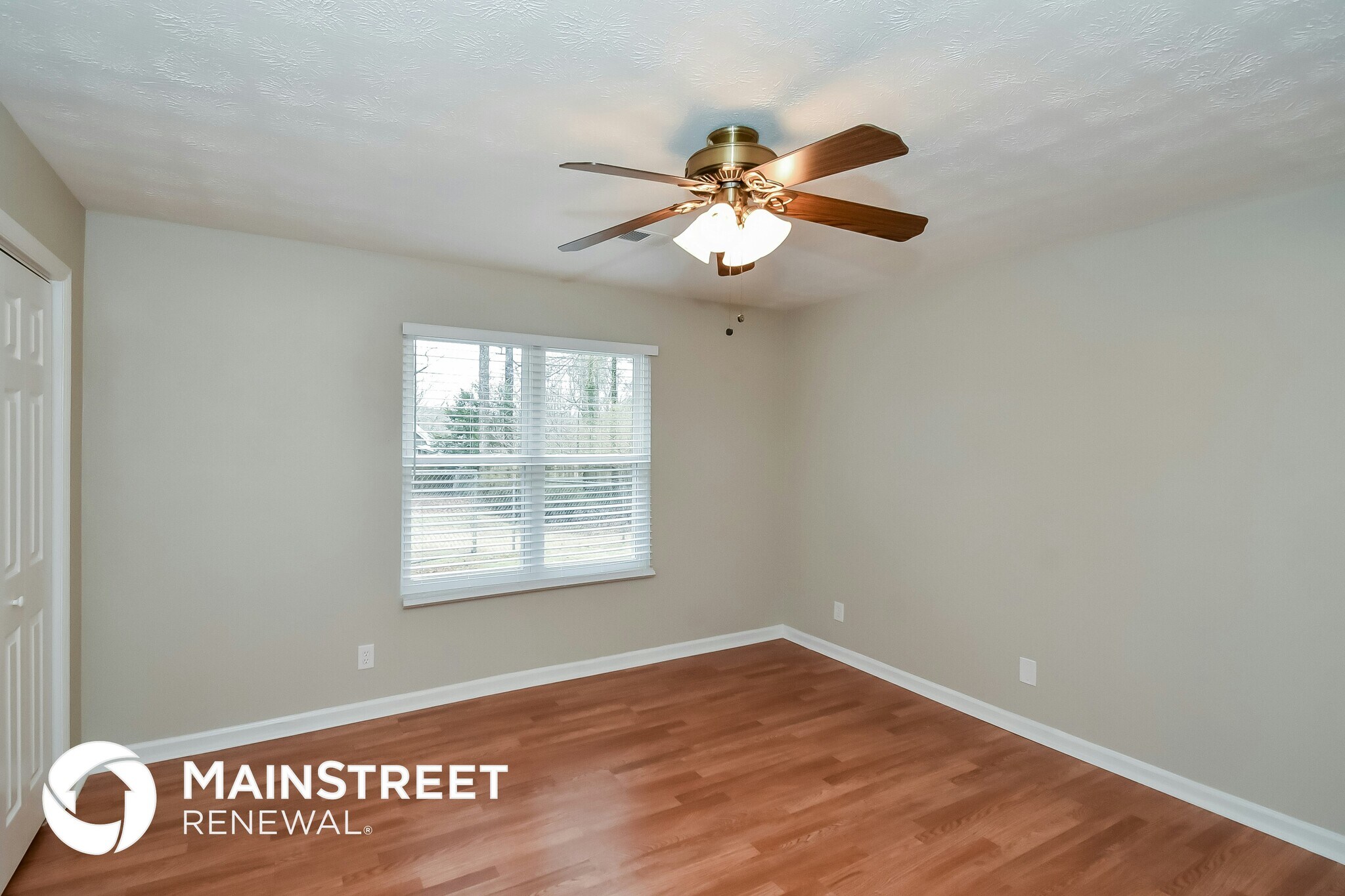 Building Photo - 4070 Oak Stone Dr