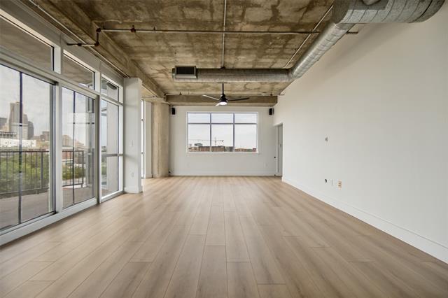 Building Photo - 1001 Belleview St