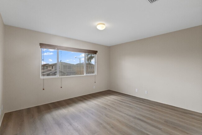 Building Photo - Perfect for Pets & Families! 4BR Ewa Beach...