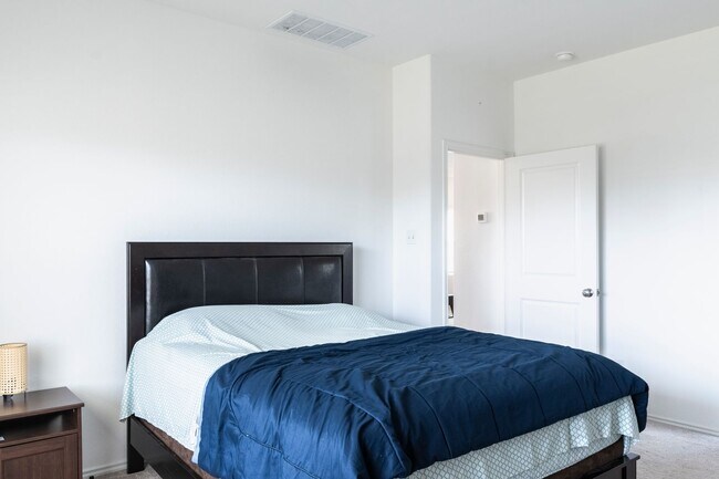 Building Photo - 311 Canley Lp