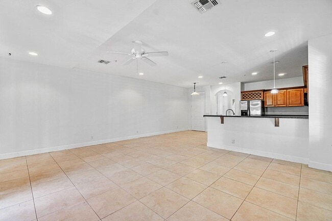 Building Photo - 811 S Federal Hwy