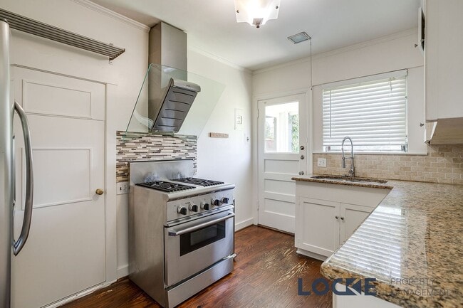 Building Photo - Charming 2 bedroom home in Arlington Heights