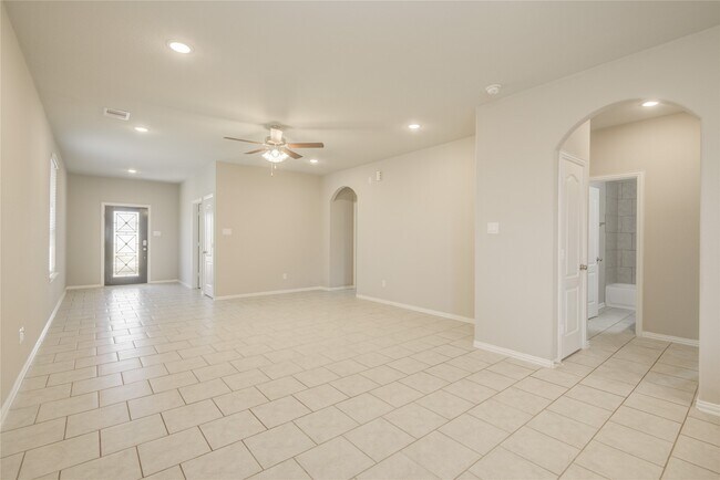 Building Photo - 31319 Palomino Ranch Path