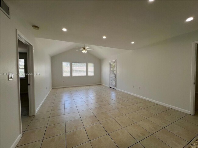 Building Photo - 15591 SW 105th Terrace