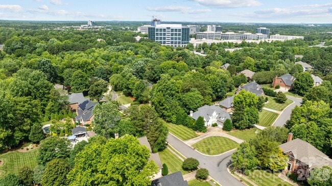 Building Photo - 9205 Woodriver Ln