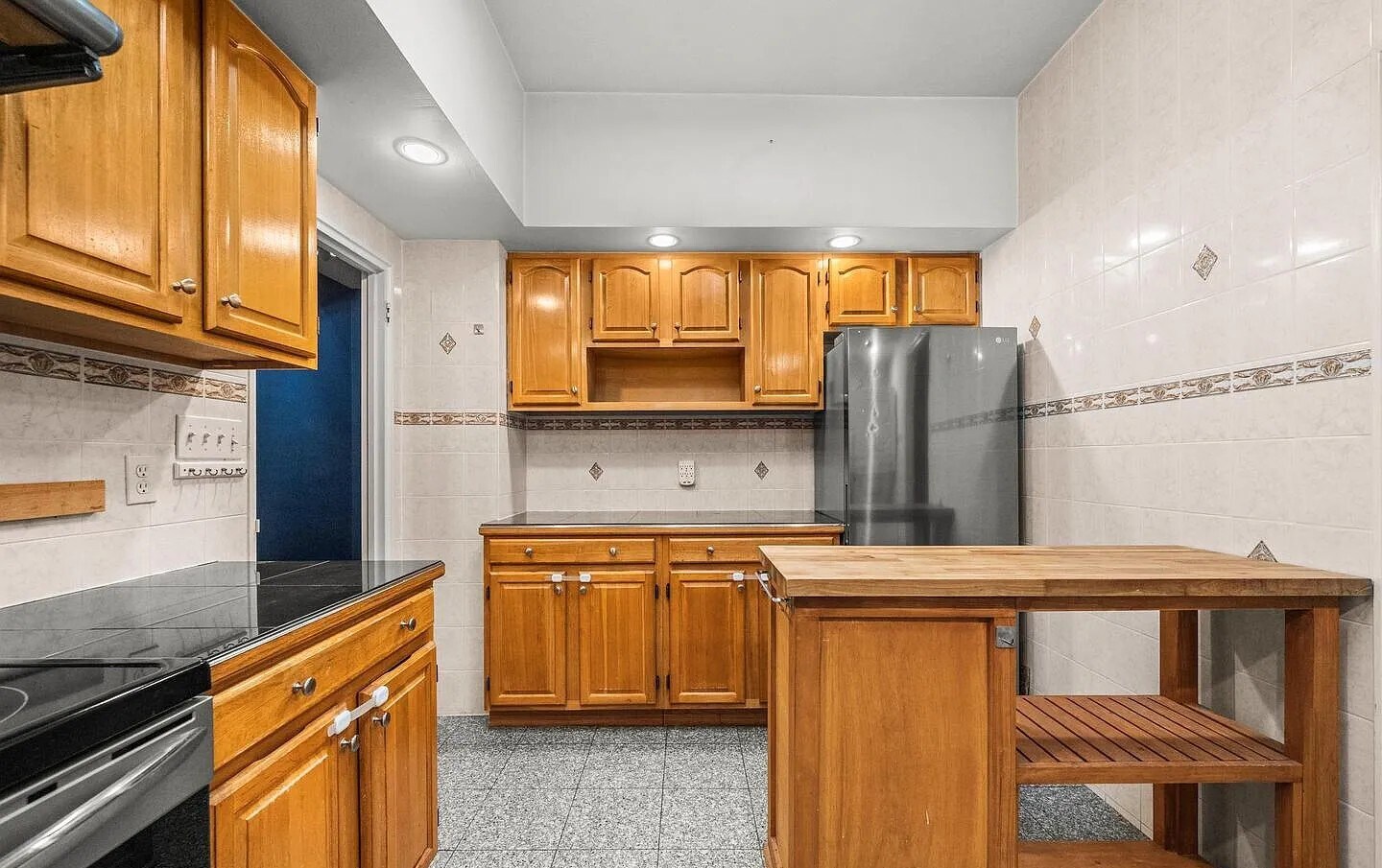 Kitchen - 3601 Greenway