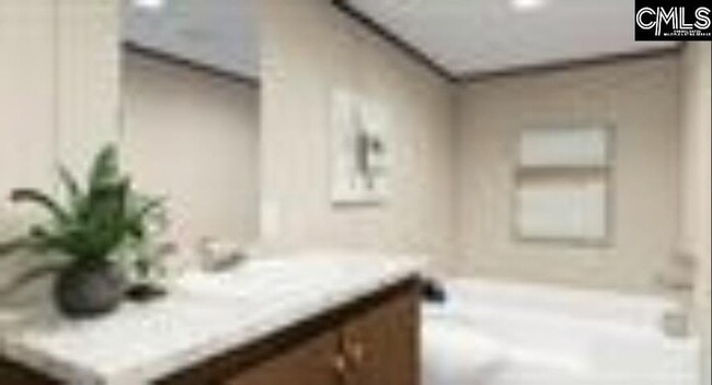 Building Photo - 600 Ermine Rd