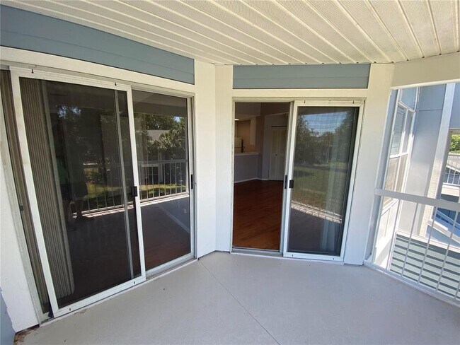 Building Photo - 711 Sugar Bay Way