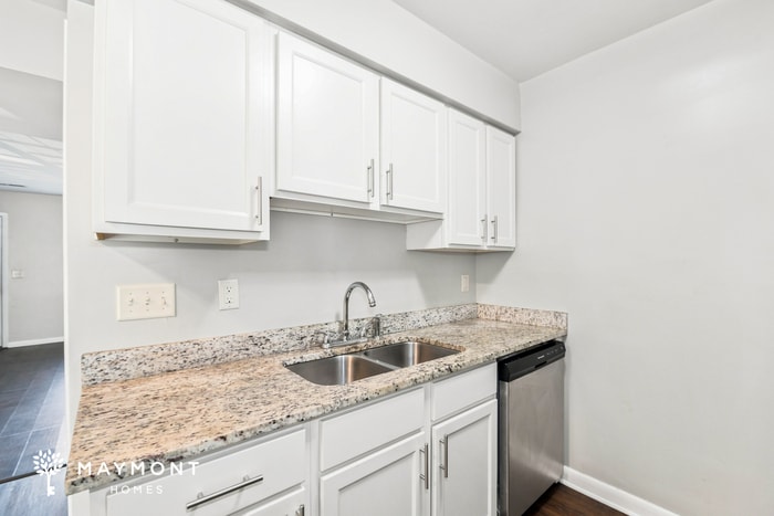 Building Photo - 825 Von Kolnitz Rd