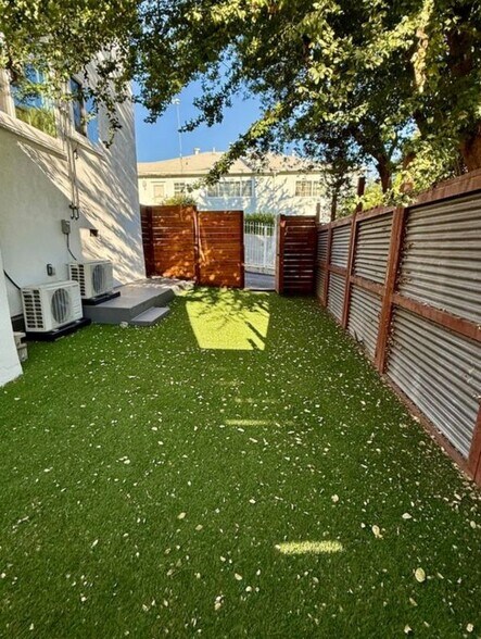 Building Photo - 3140 Cazador St