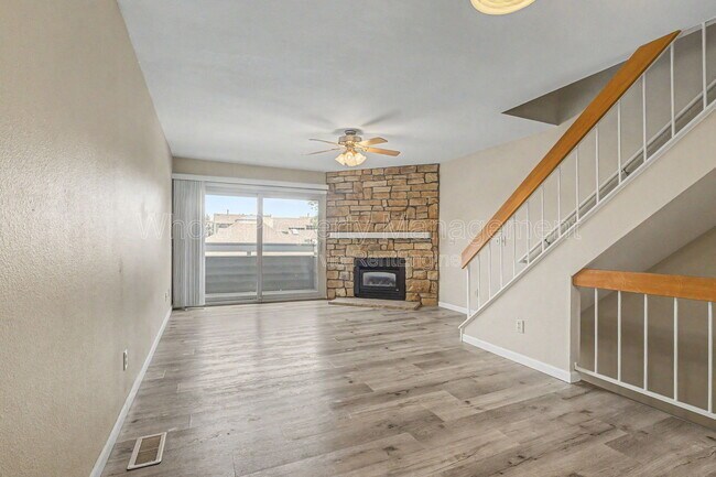 Building Photo - 8757 W Cornell Ave