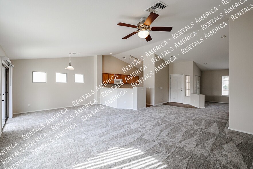 Building Photo - 6718 S Garnet Way