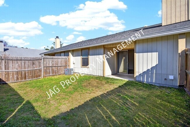 Building Photo - 1338 Gettysburg Dr