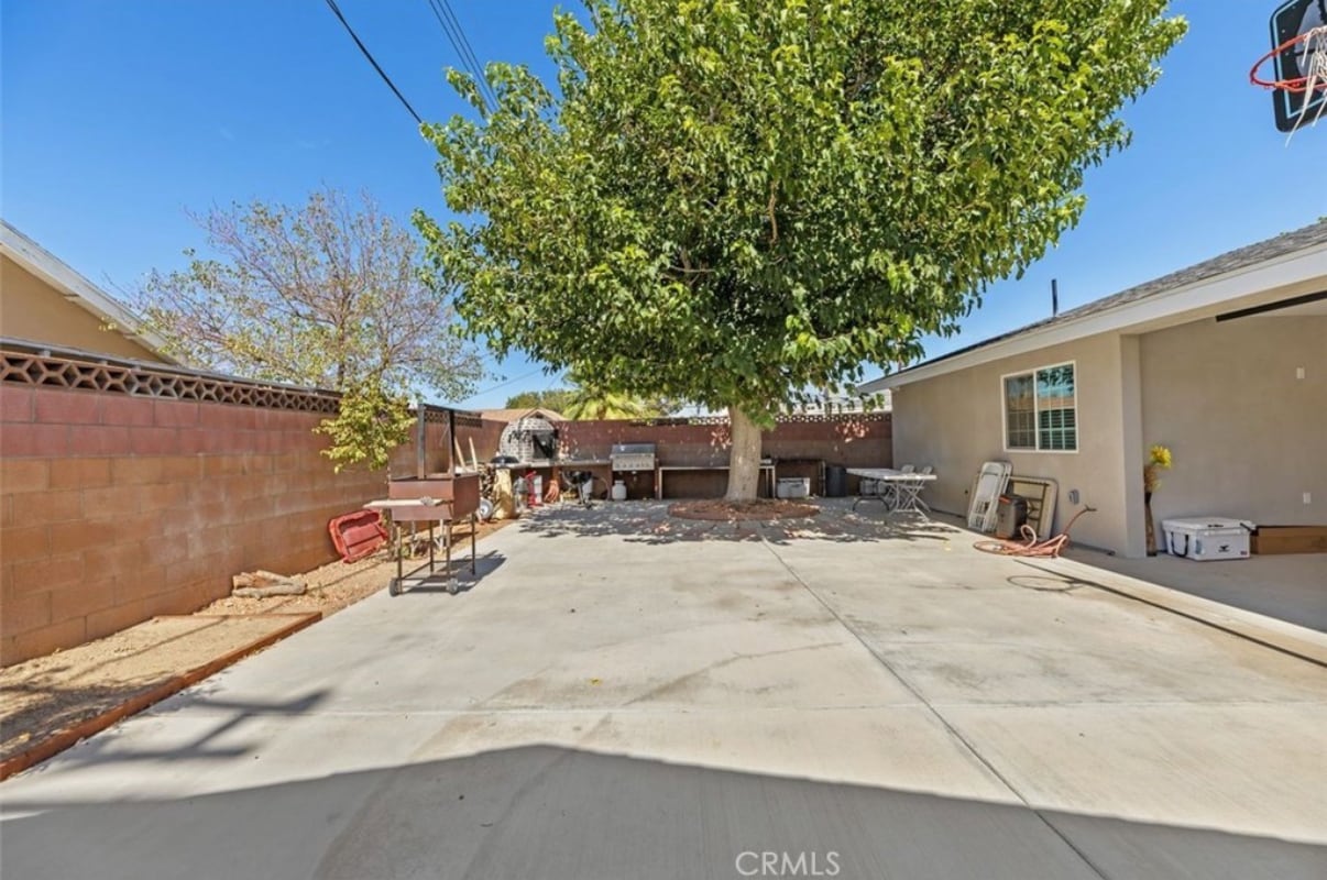 Building Photo - 37939 27th St E