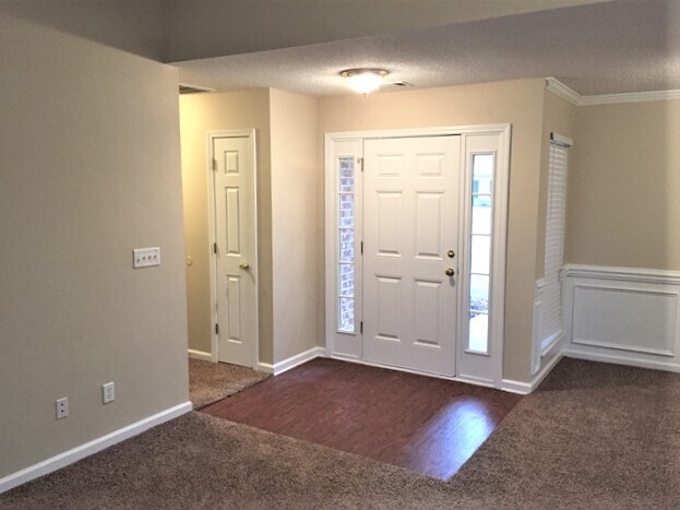 Building Photo - 11 Escapade Lane