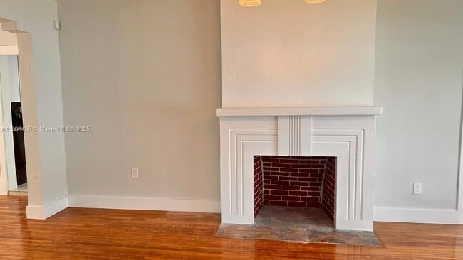 Building Photo - 2474 SW 24th Ter