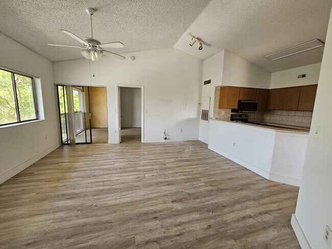 Building Photo - 2445 SW 18th Terrace