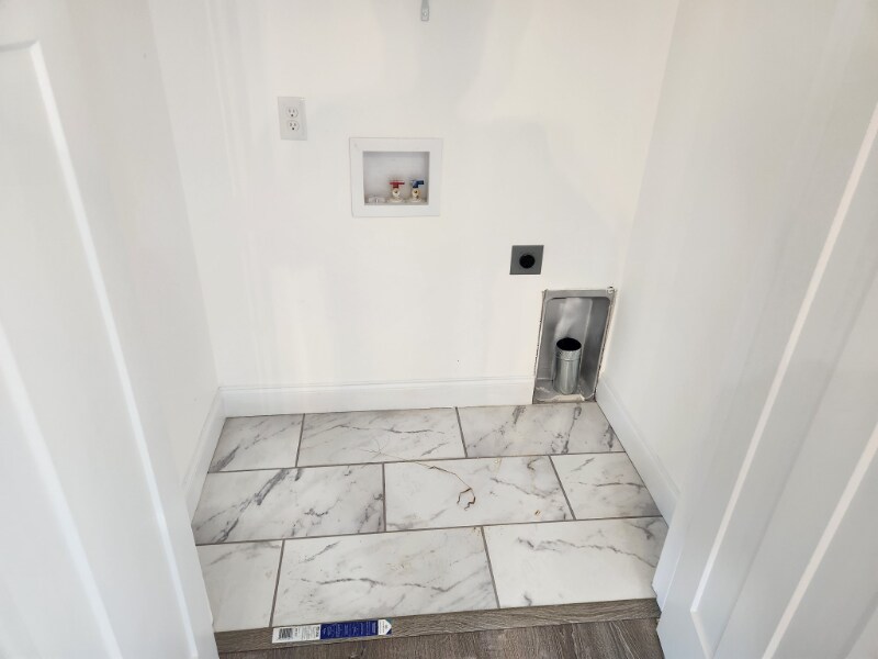 Building Photo - 240 Grand Oak Ln