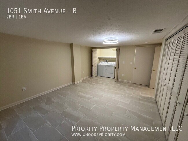 Building Photo - 1051 Smith Ave