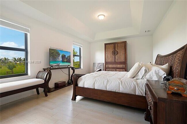 Building Photo - 34850 SW 218th Ave