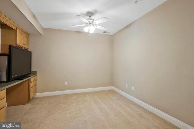 Building Photo - 5114 Vos Ln
