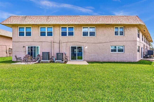 Building Photo - 311 Gulfstream Rd