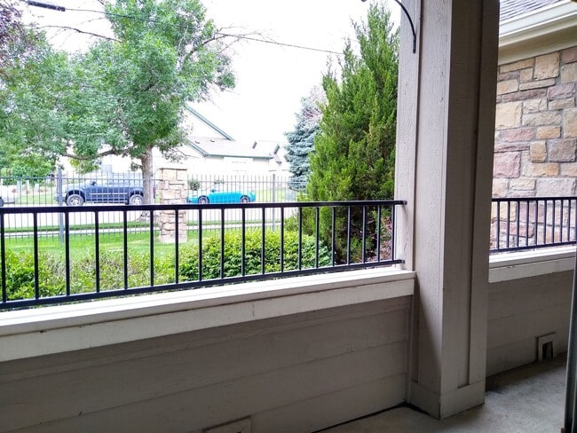 Building Photo - Beautifull Spacious 2 Bedroom 2 Bath Townh...
