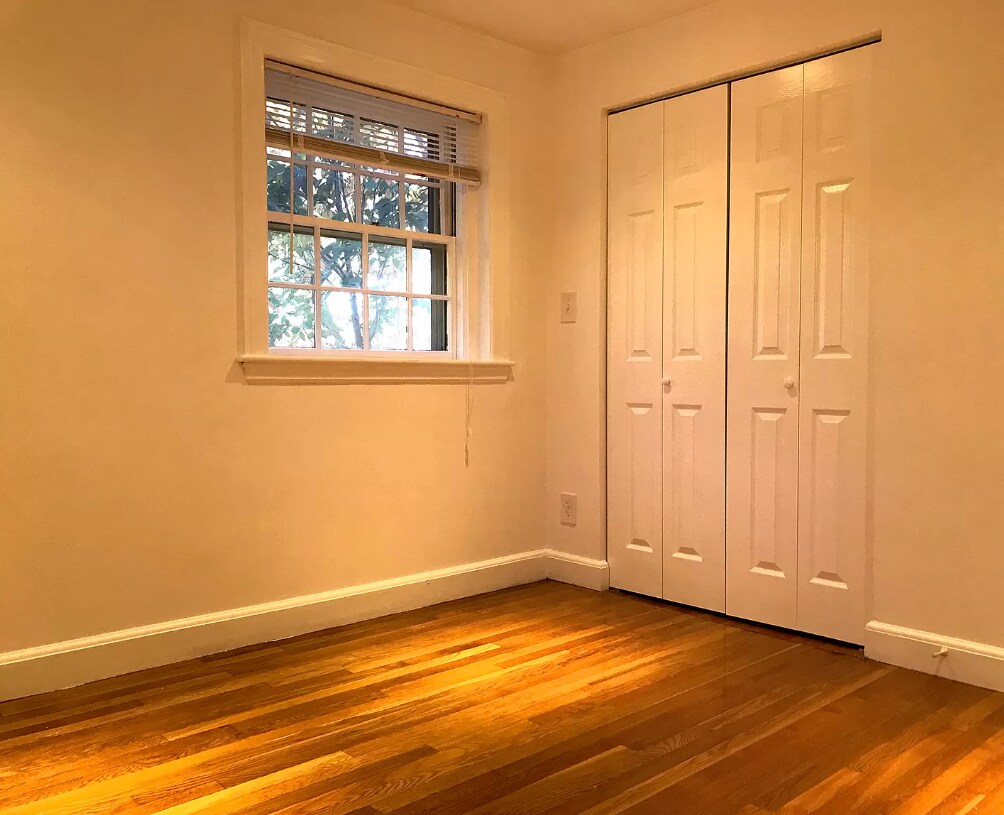 Building Photo - 67 Wyman St