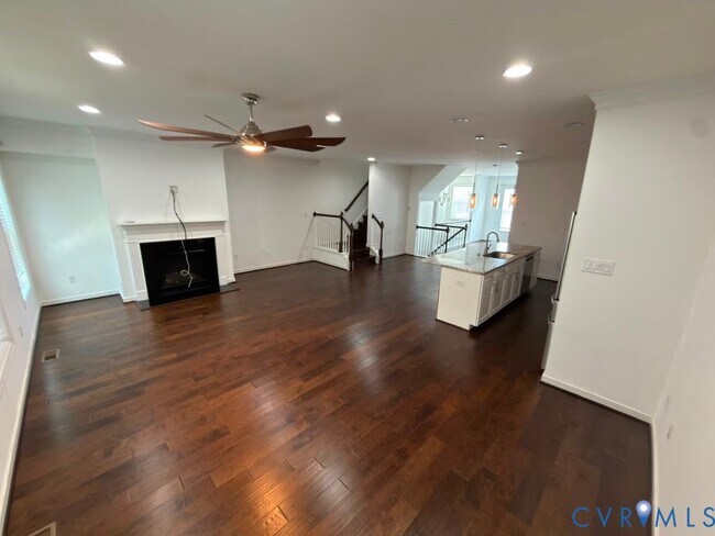 Building Photo - 11403 Hayloft Ln