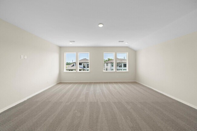 Building Photo - 9806 Oakwood Trl