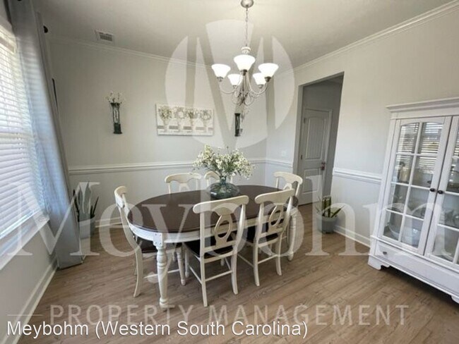 Building Photo - 4 br, 3 bath House - 507 Schaver Loop