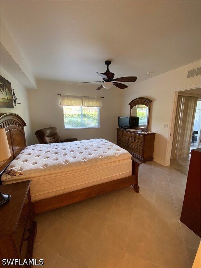 Building Photo - 7831 Regal Heron Cir
