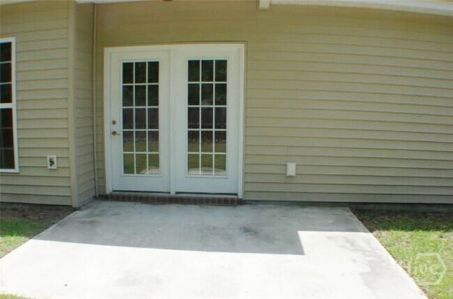 Building Photo - 216 Carlisle Way