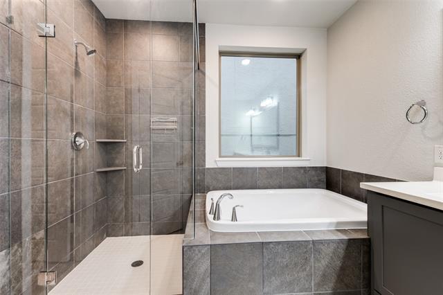 Building Photo - 1026 Manacor Ln