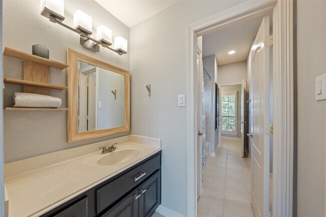 Building Photo - 5450 Faircreek Ln