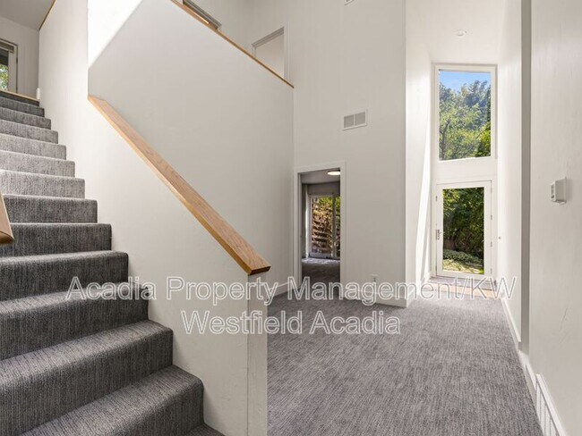 Building Photo - 11107 Gambel Oak Cir