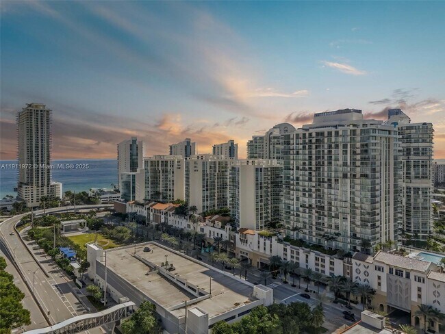 Building Photo - 300 Sunny Isles Blvd