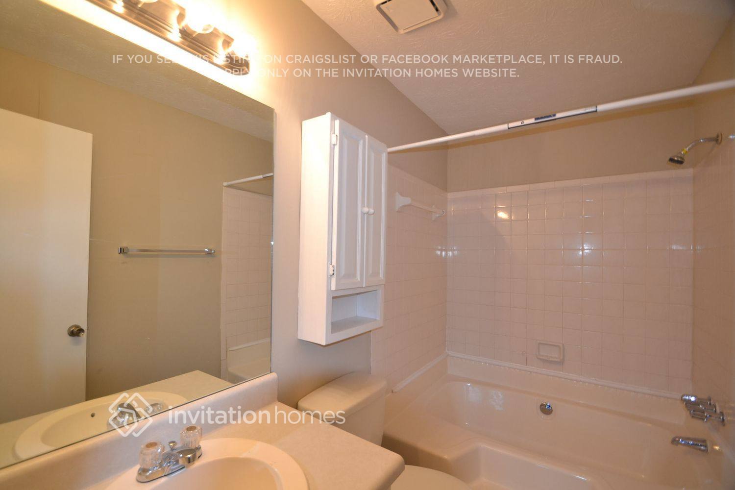 Building Photo - 2653 Laurel View Dr