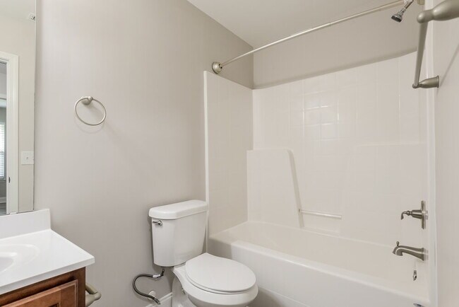 Building Photo - 5204 Newport Landing Way
