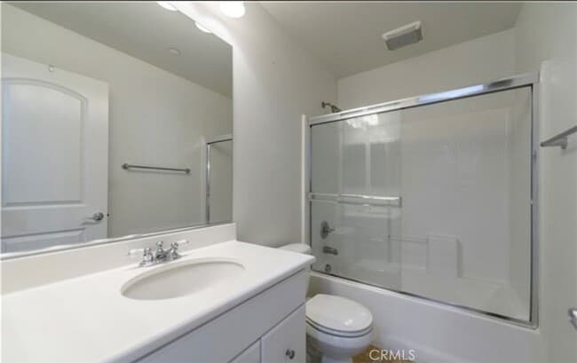 Building Photo - 31 Quartet-