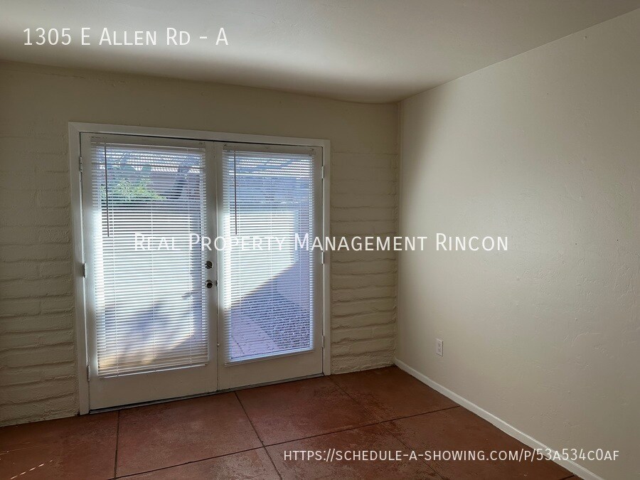 Building Photo - 1305 E Allen Rd